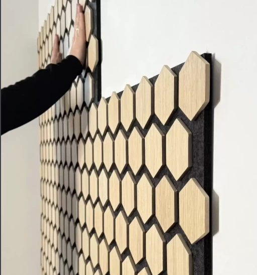 Акустична панель з шестигранною формою