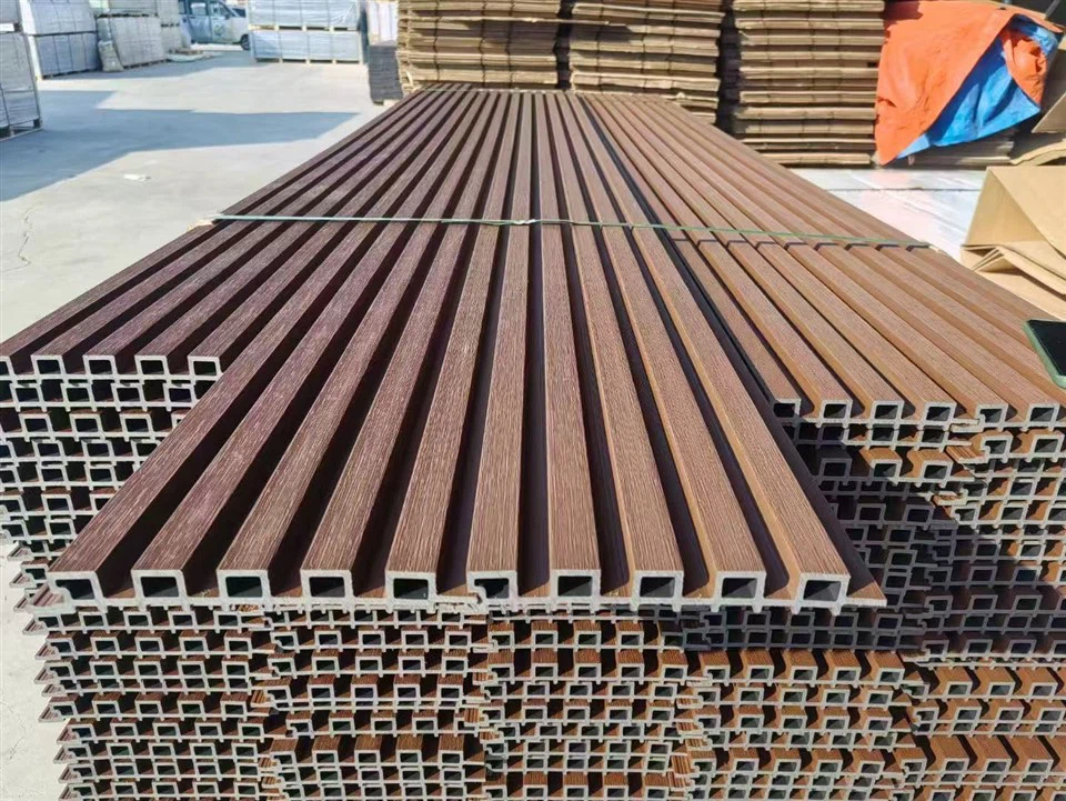 Зовнішня обшивка WPC